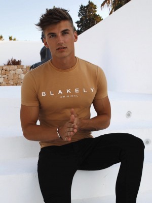 Blakely Axson T-Shirt Oro | 3748012-KV